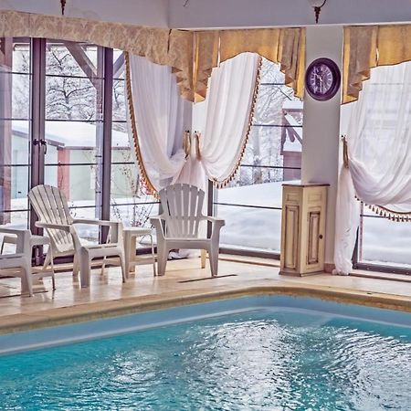 فندق Emire Boutique Zărneşti المظهر الخارجي الصورة