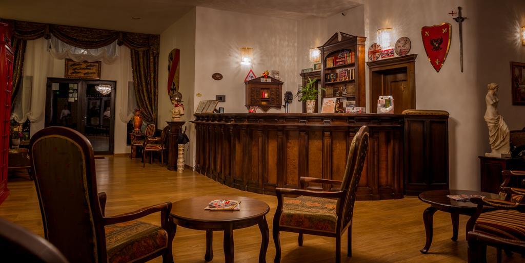 فندق Emire Boutique Zărneşti المظهر الخارجي الصورة